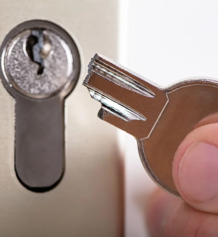 broken-key-extraction-1